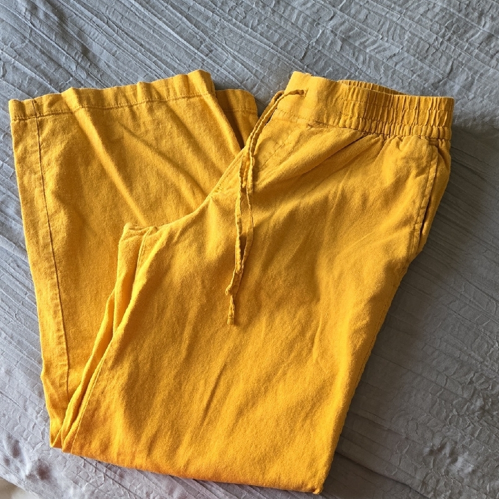 Old Navy Yellow Joggers Relaxed Fit Sweatpants